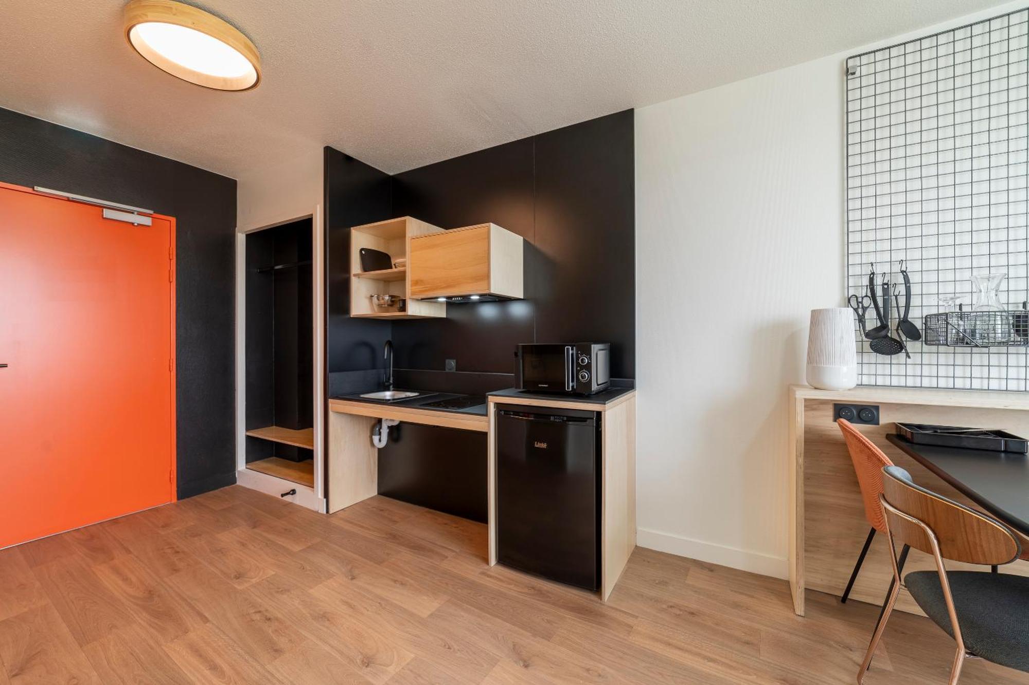 Cowool Toulouse Aparthotel Exterior photo